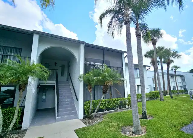 Property at 1002 Green Pine Blvd Unit H2, West Palm Beach, FL, 33409, 2 beds, 2 baths, [object Object]