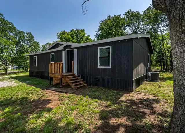 Property at 58 Divine Pl, Ardmore, OK, 73401, 4 beds, 2 baths, [object Object]