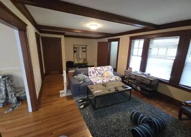 Property at 283 Lowell Ave, Newton, MA, 02460, 2 beds, 1 bath, [object Object]