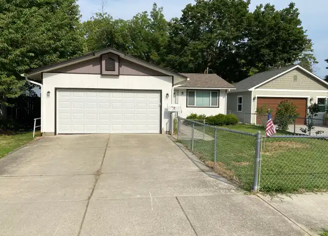 Property at 806 N A St, Coeur D Alene, ID, 83814, 2 beds, 1 bath, [object Object]