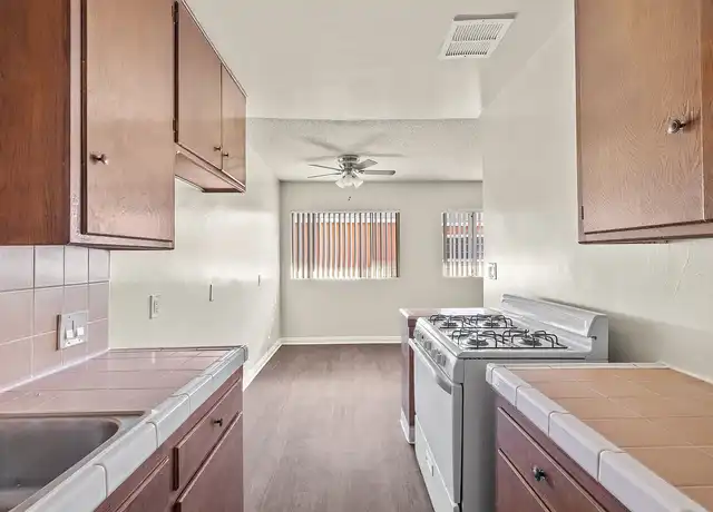 Property at 418 W. Regent St. - 418 W Regent St, Inglewood, CA, 90301, 1 bed, 1 bath, [object Object]