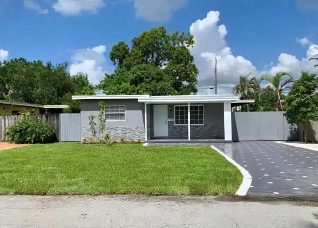 Property at 112 SW 67th Ave, Pembroke Pines, FL, 33023, 2 beds, 1 bath, [object Object]