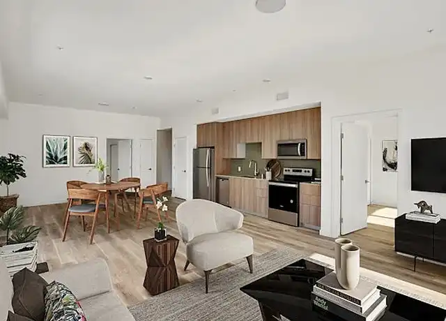 Property at 2221 S Western Ave, Los Angeles, CA, 90018, 0 beds, 1 bath, [object Object]