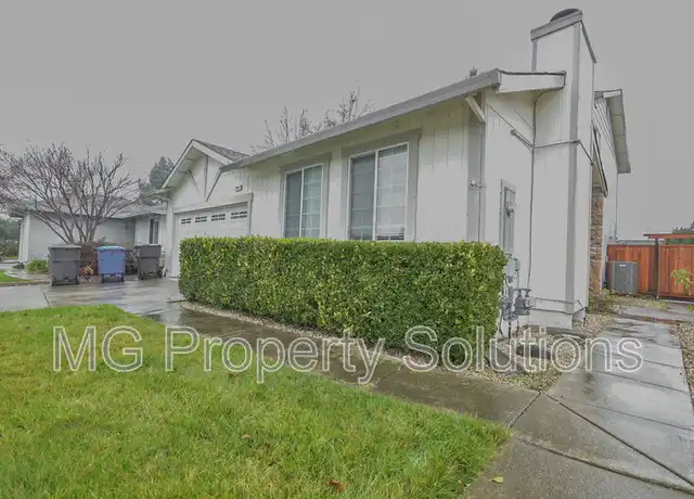 Property at 7134 Carillon Ct, Rohnert Park, CA, 94928, 5 beds, 3 baths, [object Object]