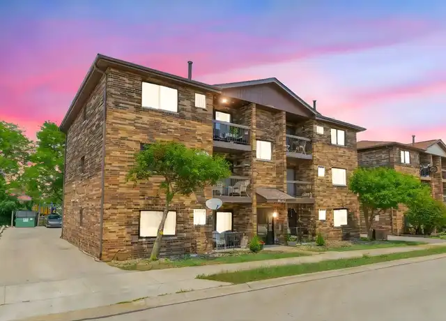 Property at 9102 Franklin Ct #204, Orland Park, IL, 60462, 2 beds, 2 baths, [object Object]