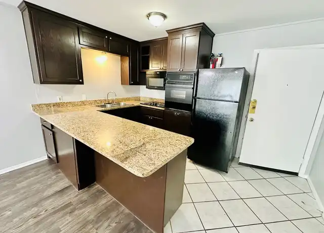 Property at 601 W 11th St Unit 226, Austin, TX, 78701, 1 bed, 1 bath, [object Object]