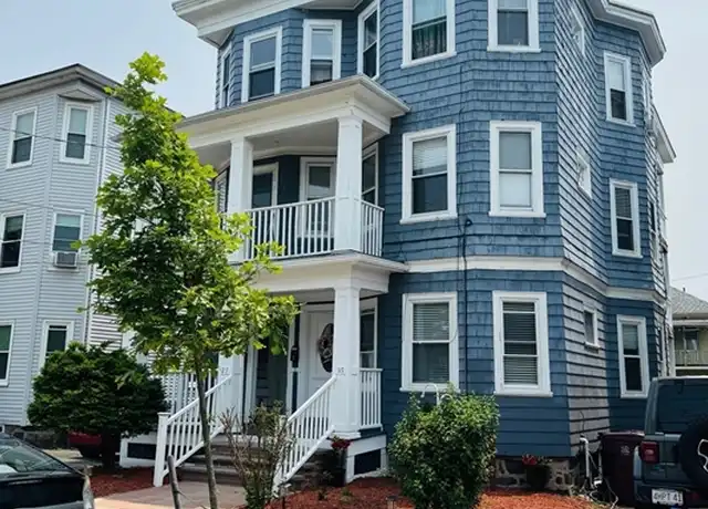 Property at 27 Belmont St Unit 2, Everett, MA, 02149, 3 beds, 1 bath, [object Object]