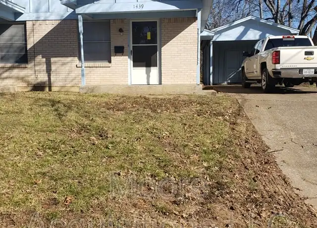Property at 1439 S Rusk St, Sherman, TX, 75090, 2 beds, 1 bath, [object Object]
