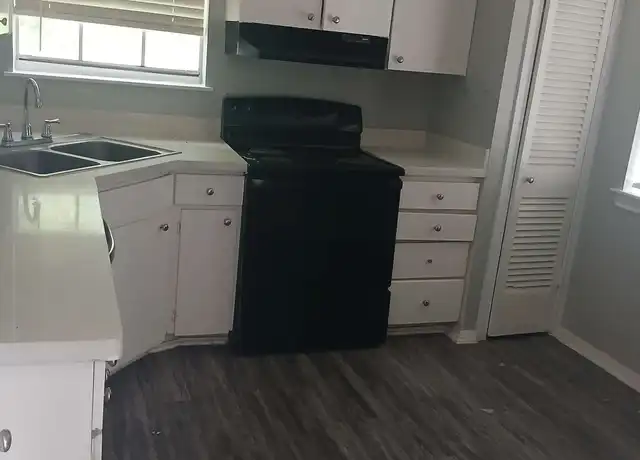 Property at 310 Waco Ave Unit 217, League City, TX, 77573, 2 beds, 1 bath, [object Object]
