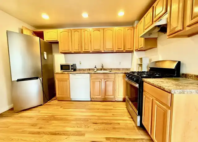 Property at 63 Franklin St Unit 2, Jersey City, NJ, 07307, 3 beds, 2 baths, [object Object]