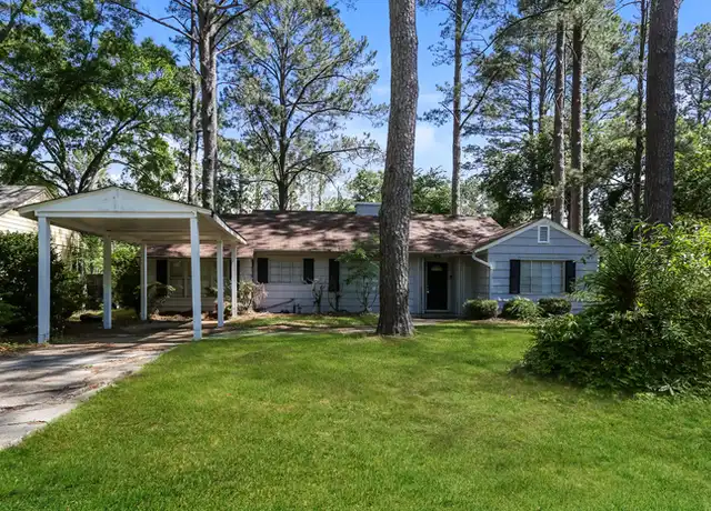 Property at 216 Cedarhurst Dr, Jackson, MS, 39206, 3 beds, 2 baths, [object Object]