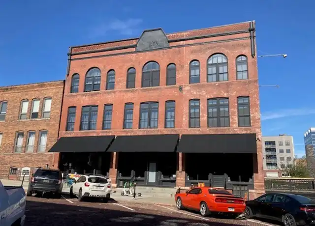 Property at 1318 Jones St Unit 201, Omaha, NE, 68102, 1 bed, 1 bath, [object Object]
