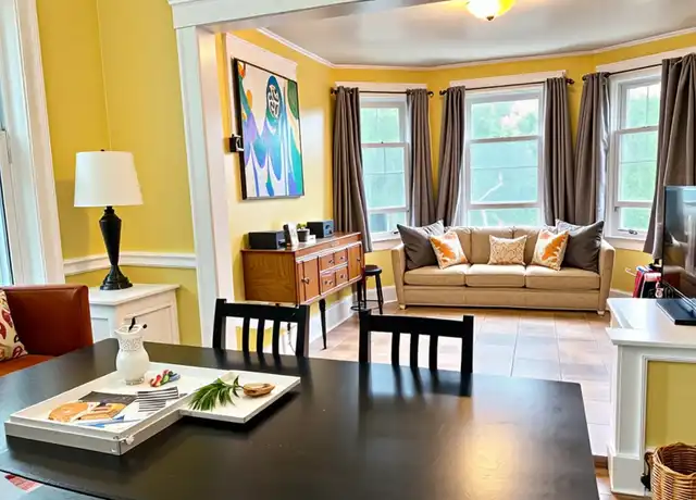 Property at 223 Summer St Unit 3R, Somerville, MA, 02143, 3 beds, 1 bath, [object Object]