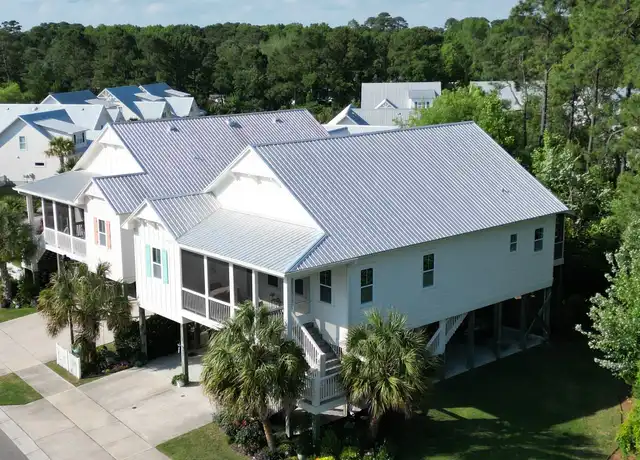Property at 6005 Shinnwood Rd, Wilmington, NC, 28409, 3 beds, 2 baths, [object Object]