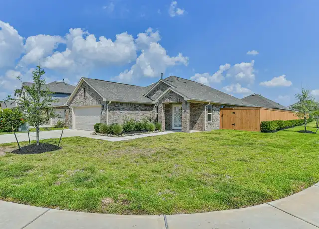 Property at 13114 Dalvay Beach Dr, La Marque, TX, 77568, 4 beds, 2 baths, [object Object]