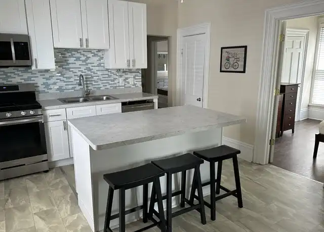 Property at 1855 W 58th St Unit Up, Cleveland, OH, 44102, 2 beds, 1 bath, [object Object]