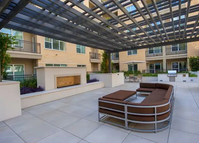 Property at 2118 Westheimer Rd Unit B-26, Houston, TX, 77098, 2 beds, 2 baths, [object Object]