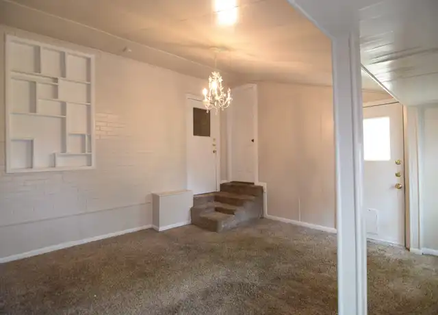 Property at 104 E 14th Ave, Belton, TX, 76513, 4 beds, 3 baths, [object Object]