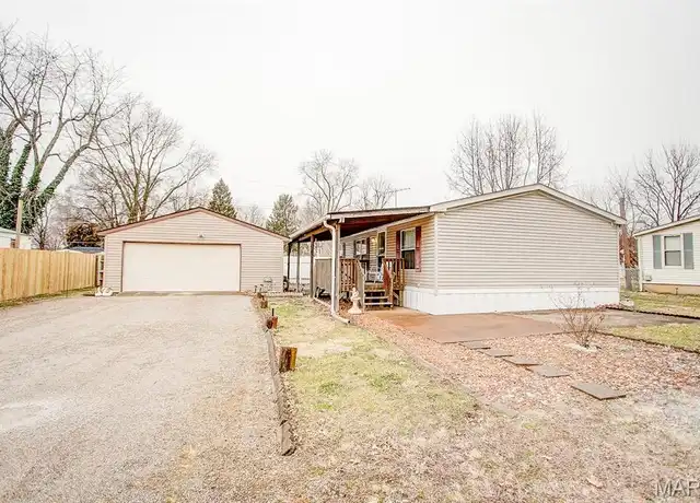 Property at 121 Monticello Pl, Fairview Heights, IL, 62208, 3 beds, 2 baths, [object Object]