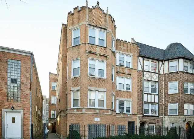Property at 6318 N Mozart St Unit 2R, Chicago, IL, 60659, 2 beds, 1 bath, [object Object]