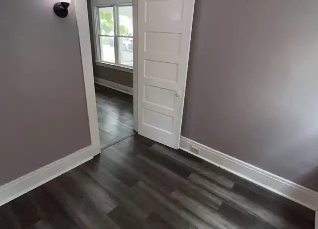 Property at 64 Wyandotte Ave, Buffalo, NY, 14207, 2 beds, 1 bath, [object Object]