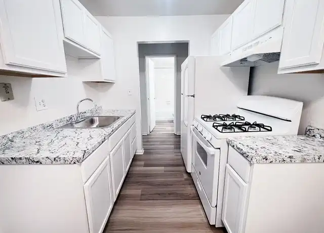 Property at Wentworth Estates - 7500 Carole Ln, Florence, KY, 41042, 2 beds, 1 bath, [object Object]
