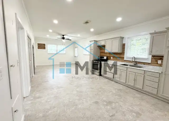 Property at 110 Slack St, West Monroe, LA, 71291, 2 beds, 1 bath, [object Object]