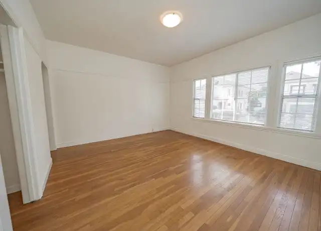 Property at 544 37th St Unit 101, Oakland, CA, 94609, 0 beds, 1 bath, [object Object]