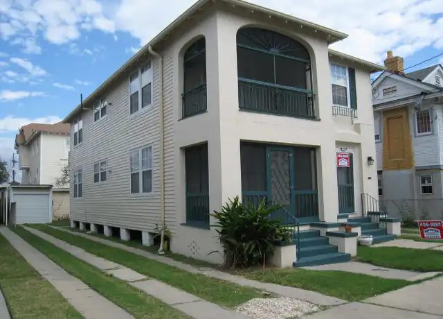 Property at 4305 S Johnson St Unit 4305, New Orleans, LA, 70125, 3 beds, 1 bath, [object Object]