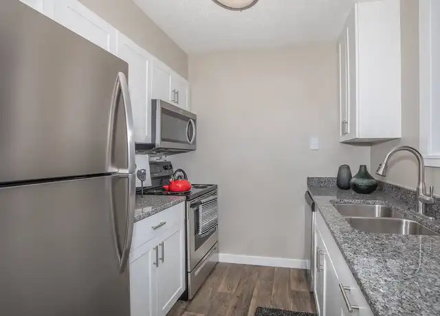 Property at The Elliott at College Park Apartment Homes - 8760 Lemode Ct, Indianapolis, IN, 46268, 1-2 bed, 1-1.5 bath, [object Object]