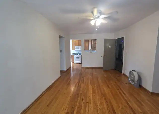 Property at 1624 W Morse Ave Unit 315, Chicago, IL, 60626, 1 bed, 1 bath, [object Object]