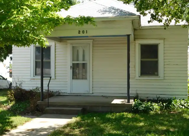 Property at 201 W Olive Ave, El Dorado, KS, 67042, 2 beds, 1 bath, [object Object]