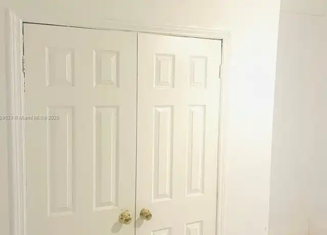 Property at 613 Sharar Ave Unit 2B, Opa-locka, FL, 33054, 1 bed, 1 bath, [object Object]
