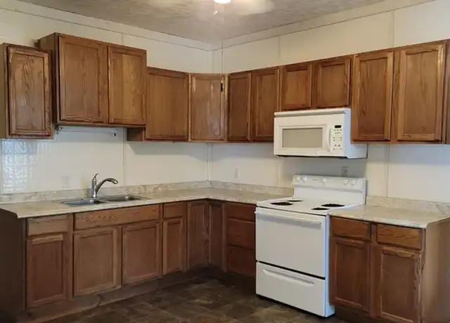 Property at 610 Park Ave, Prospect, OH, 43342, 3 beds, 1 bath, [object Object]
