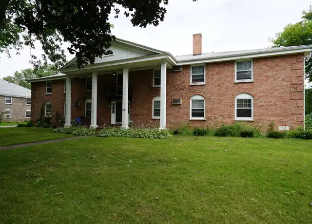 Property at 126 Sunny Meade Ln Unit 2, Madison, WI, 53713, 2 beds, 1 bath, [object Object]