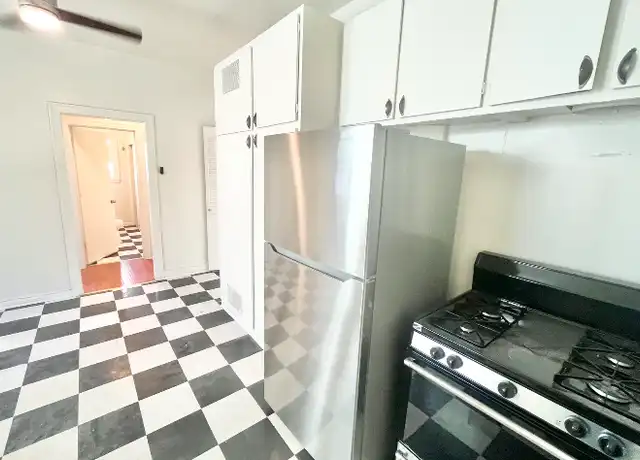 Property at 1965 Wilcox Ave Unit 2, Los Angeles, CA, 90068, 1 bed, 1 bath, [object Object]