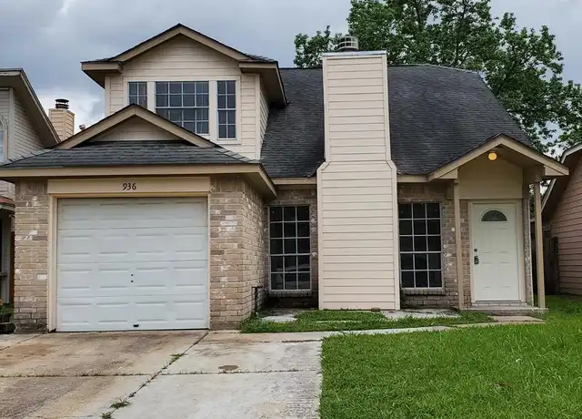 Property at 936 Holbech Ln, Channelview, TX, 77530, 4 beds, 2 baths, [object Object]