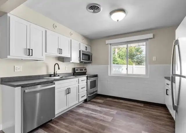 Property at 9105 Brownridge Dr, Saint Louis, MO, 63114, 2 beds, 1 bath, [object Object]