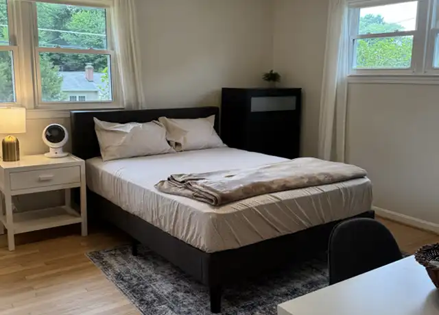 Property at 5954 Kedron St, Springfield, VA, 22150, 1 bed, 1 bath, [object Object]