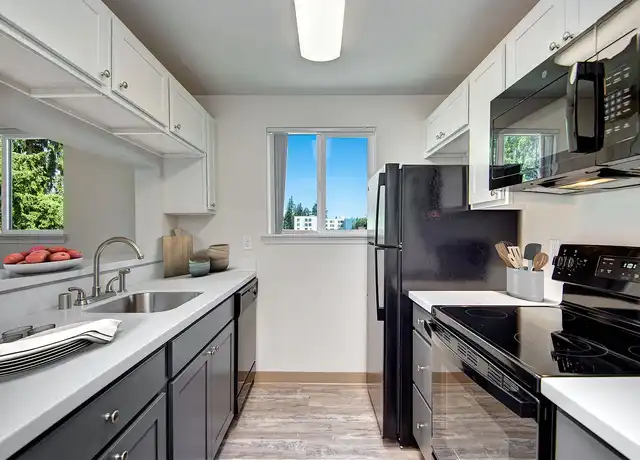 Property at Linden Highlands - 17520 Linden Ave N, Shoreline, WA, 98133, 2 beds, 1 bath, [object Object]