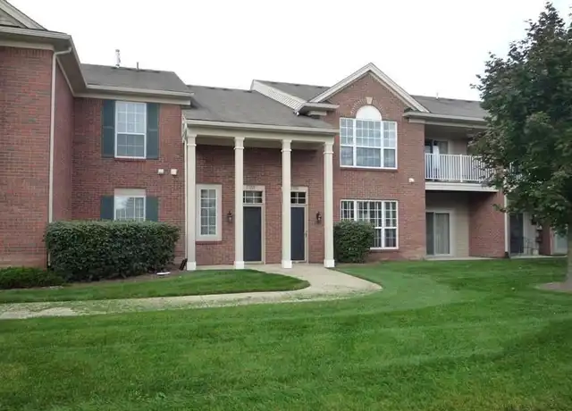 Property at 27208 Chesapeake Cir, Walled Lake, MI, 48390, 2 beds, 2 baths, [object Object]