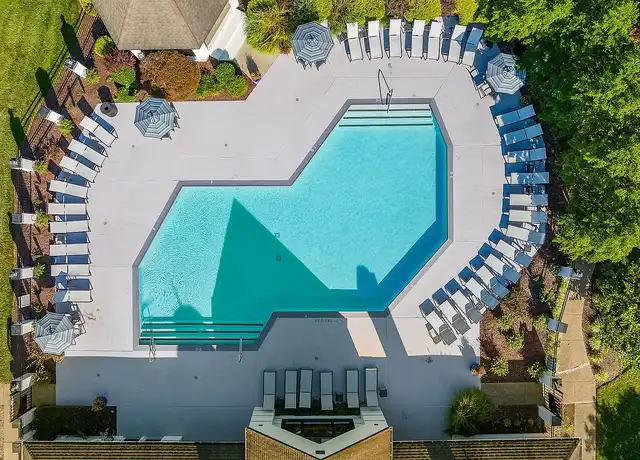 Property at The Taylor at 502 - 2204 Deercross Dr, Louisville, KY, 40220, 1 bed, 1 bath, [object Object]