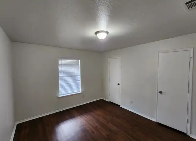 Property at 2750 Sunset Strip Ave, Glenn Heights, TX, 75154, 2 beds, 2 baths, [object Object]