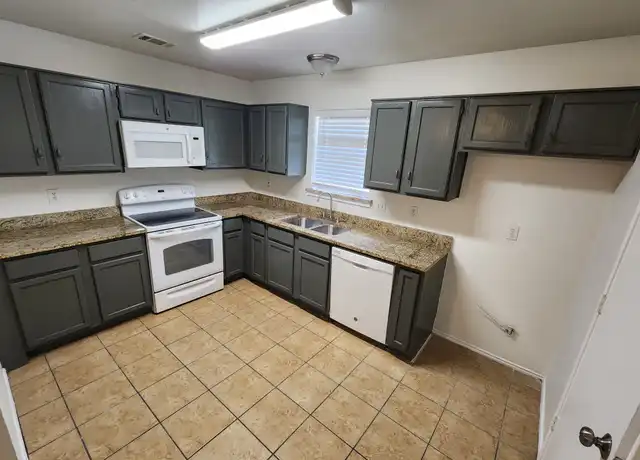 Property at 2750 Sunset Strip Ave, Glenn Heights, TX, 75154, 2 beds, 2 baths, [object Object]