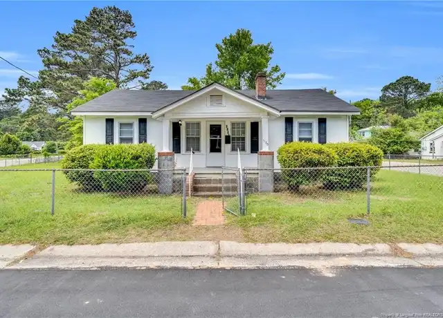 Property at 1100 Hood Ave, Fayetteville, NC, 28301, 3 beds, 1 bath, [object Object]