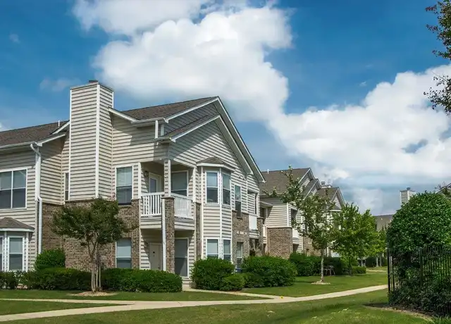 Property at Waterford Place Apartment Homes - 8037 Waterford Cir, Memphis, TN, 38125, 2 beds, 2 baths, [object Object]