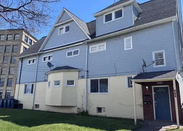 Property at 105 Wiley Pl Unit Upper, Buffalo, NY, 14207, 2 beds, 1 bath, [object Object]
