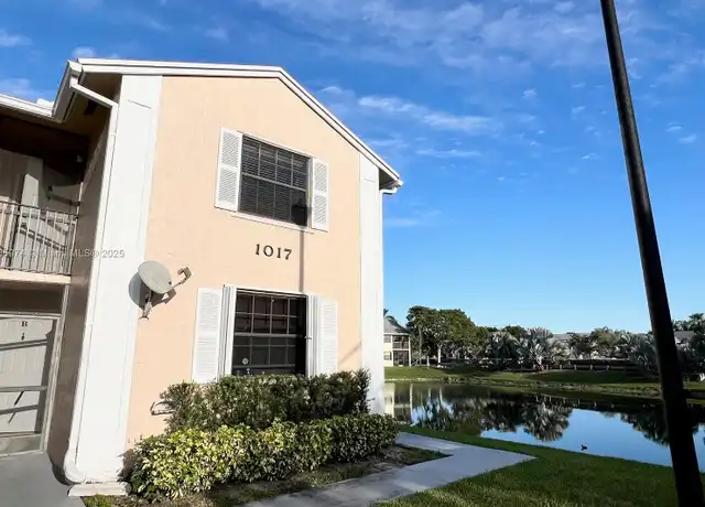 Property at 1017 Washington Cir Unit 1017A, Homestead, FL, 33034, 3 beds, 2 baths, [object Object]