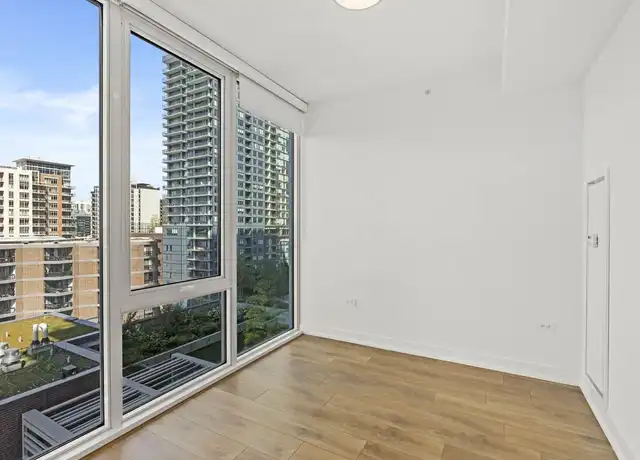 Property at 228 W Hill St Unit 2-2-5, Chicago, IL, 60610, 2 beds, 2 baths, [object Object]
