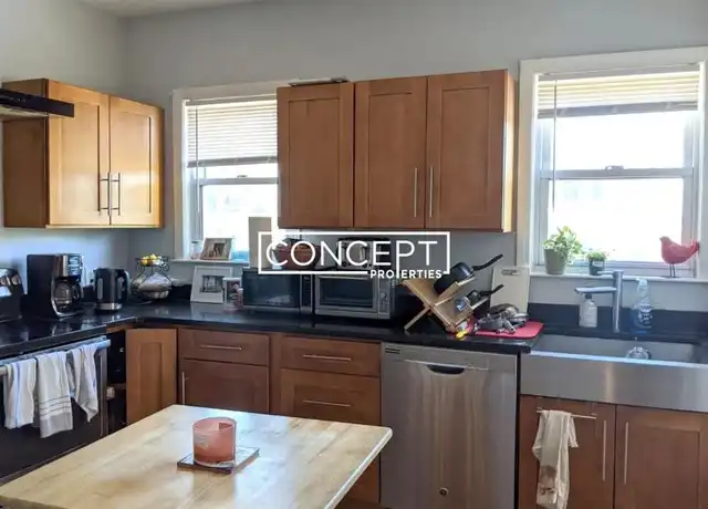 Property at 43 Belknap St, Somerville, MA, 02144, 3 beds, 1 bath, [object Object]